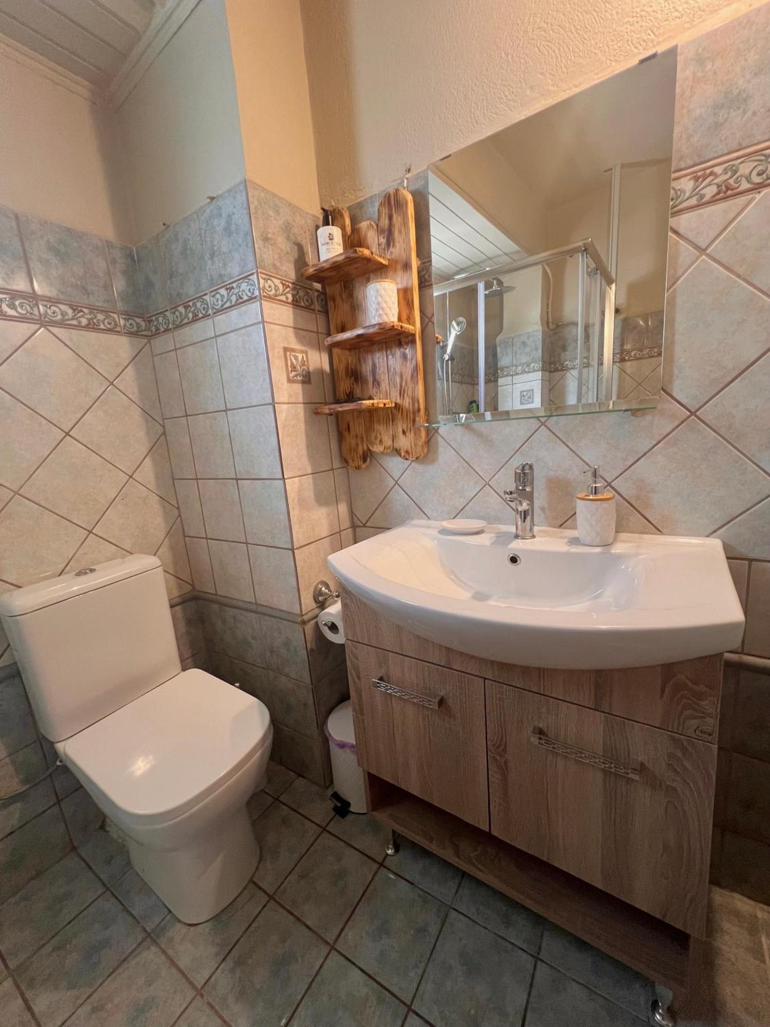 Kohyli Beachfront House Agia Pelagia Chlomou Bagian luar foto