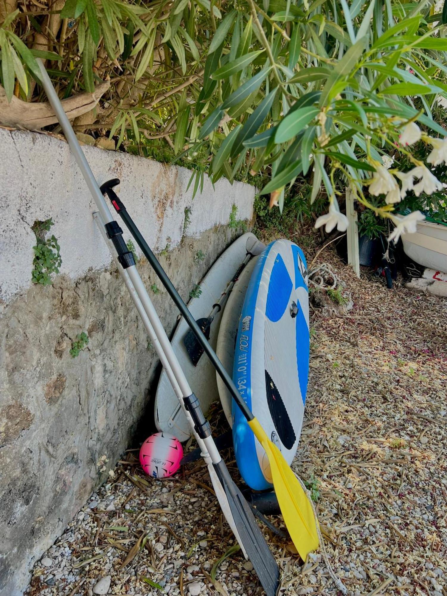 Kohyli Beachfront House Agia Pelagia Chlomou Bagian luar foto