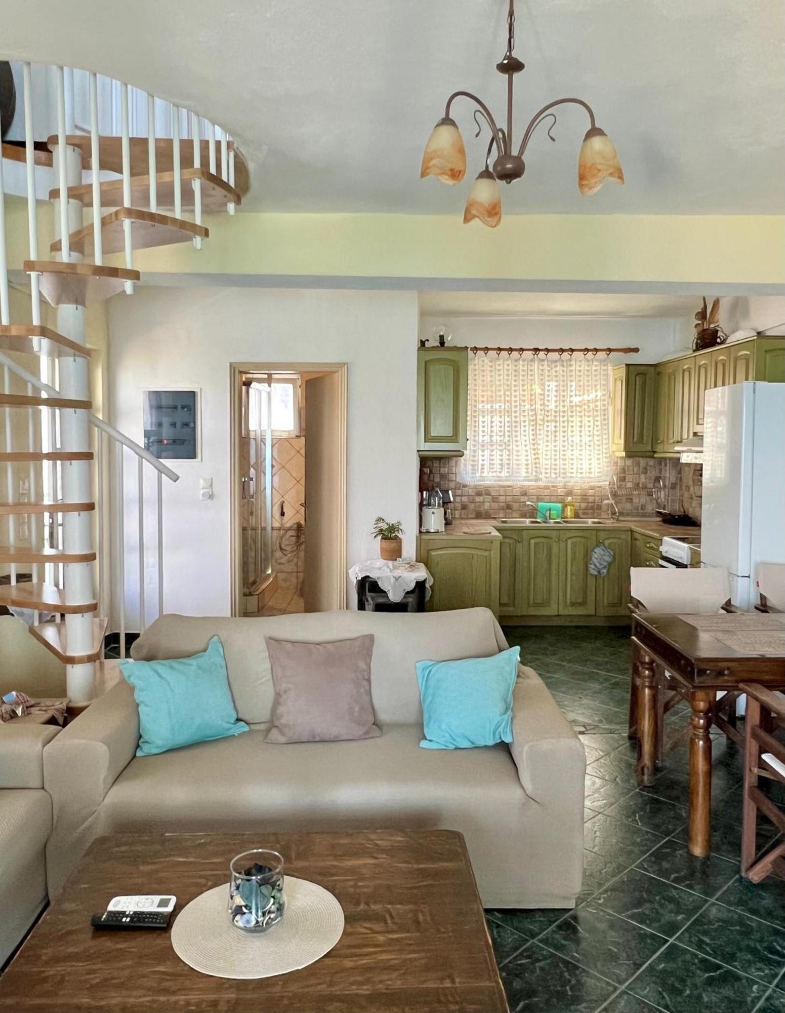Kohyli Beachfront House Agia Pelagia Chlomou Bagian luar foto